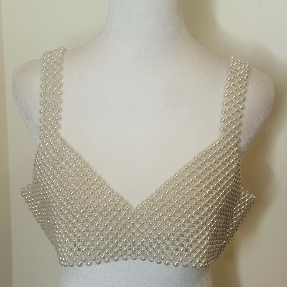 Chic Pearl-Studded White Crop Top - Picture 2 of 8